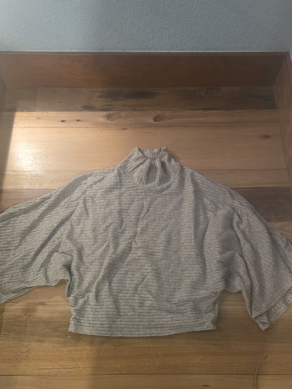 Sadie & Sage Heathered Brown Ribbed Knit Top